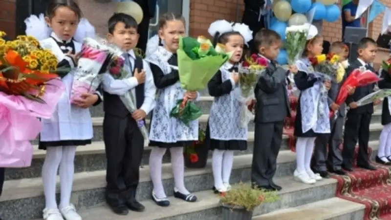 Нурлы жол: В Акмолинской области открыли школу и ФАП