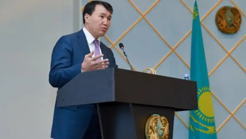 Шпекбаев: Ни один из руководителей не понес наказание за коррупцию в своем ведомстве
