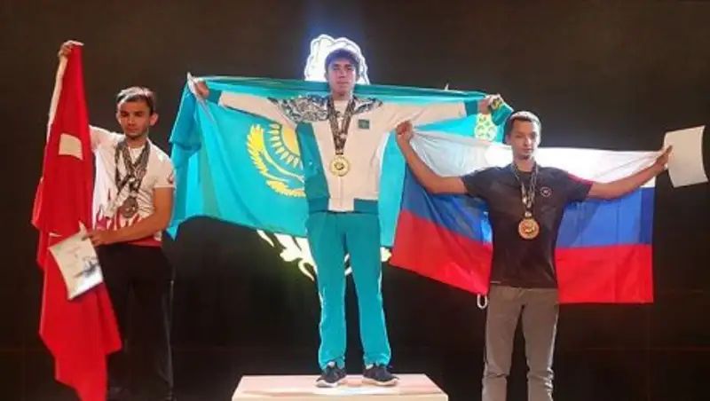 Акмолинец стал чемпионом мира по армрестлингу