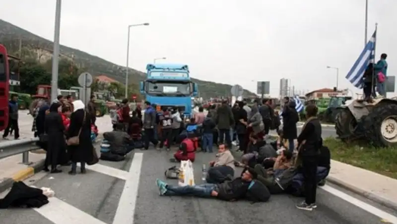 Миграционный кризис: Греция грозит блокировать решения ЕС