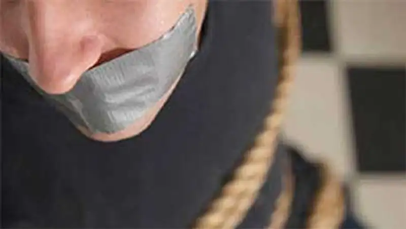 Житель ЮКО похитил мужчину и требовал 30 тыс долларов за его свободу