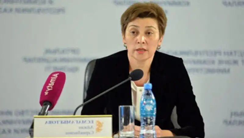 Главный санврач Казахстана медикам: Горжусь вашей самоотверженностью