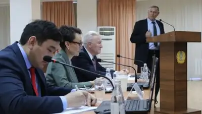 акимат Атырауской области, фото - Новости Zakon.kz от 04.11.2017 14:08