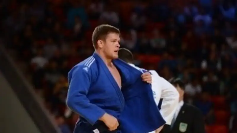 Казахстанский дзюдоист Раков выиграл «золото» чемпионата Азии-2017