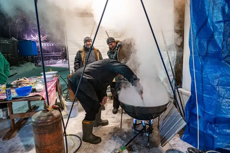 готовят еду , фото - Новости Zakon.kz от 19.01.2023 13:57