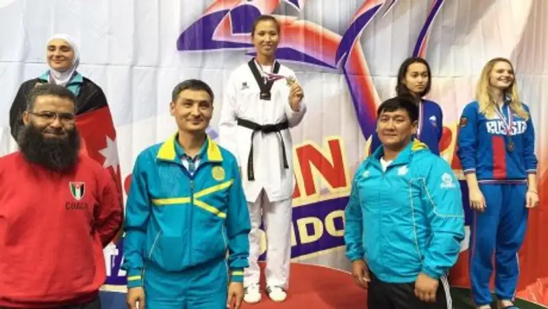 Таэквондистка из Мангистау завоевала «золото» на международном турнире