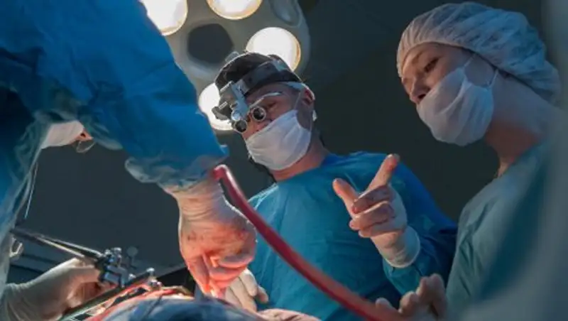 Медведь вырвал охотнику нос и губы: мужчине пересадили новое лицо