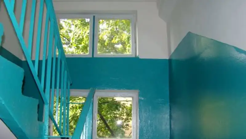 На 8 столичных КСК подано в суд