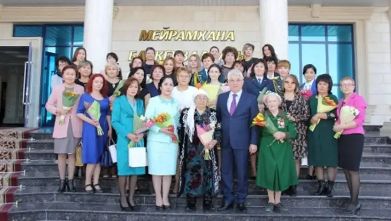 В ЮКО проживают 150 тыс многодетных матерей