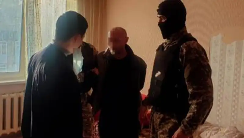 Спецоперация КНБ РК: изъяты взрывные устройства и оружие