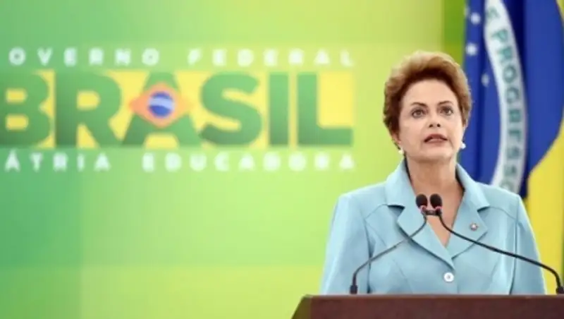 Крупнейшая партия Бразилии покинула правящую коалицию