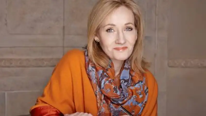 Автора Гарри Поттера "выгнали" с фестиваля из-за высказываний о трансгендерах