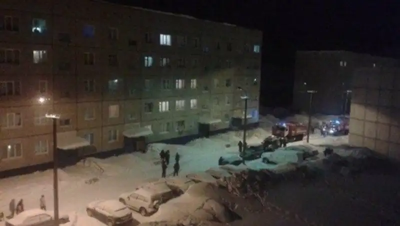 Снежная лавина накрыла город в Мурманской области