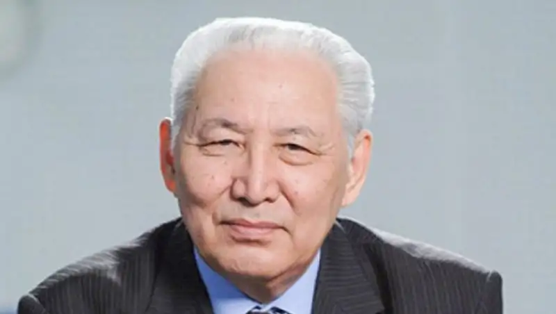 Академик Кенжегали Сагадиев скончался от коронавируса