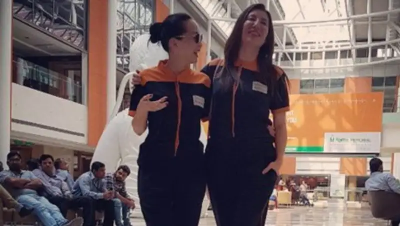 Баян Есентаева отправилась на лечение в Индию