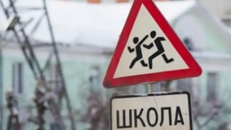 В Алматы установлено свыше тысячи новых дорожных знаков