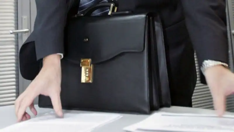 Замакима СКО подаст в отставку за коррупцию подчиненного