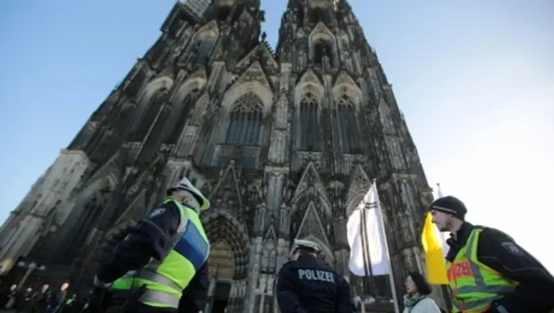 Бундестаг на следующей неделе обсудит последствия нападений на женщин в Кельне