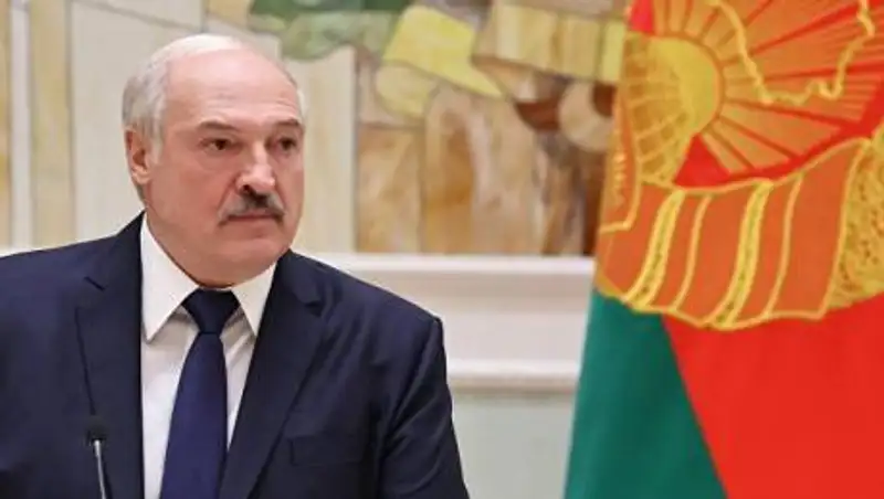 Лукашенко назвал выборы в США "позорищем"