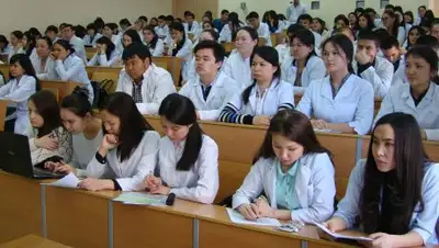 Алау-ТВ, фото - Новости Zakon.kz от 15.03.2018 12:57