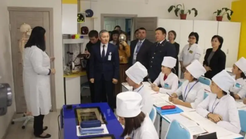 День открытых дверей прошел в Жамбылском медицинском колледже