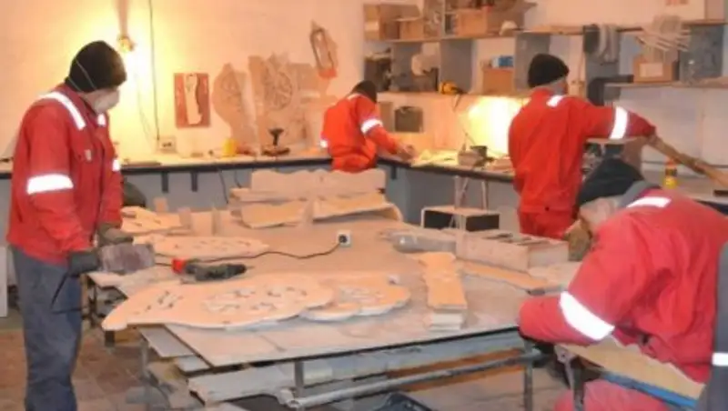 В Шымкенте осужденные перечисляют свою зарплату пострадавшим от паводков