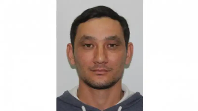 Полицейские ищут мужчину, изнасиловавшего свою дочь