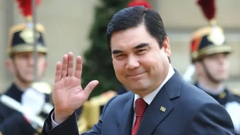 Глава Туркмении в честь Ночи всемогущества помиловал более 600 человек