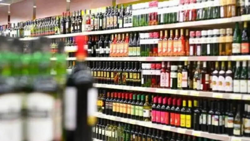 Алкогольные напитки подорожали в РК на 11%,  водка - на 16%
