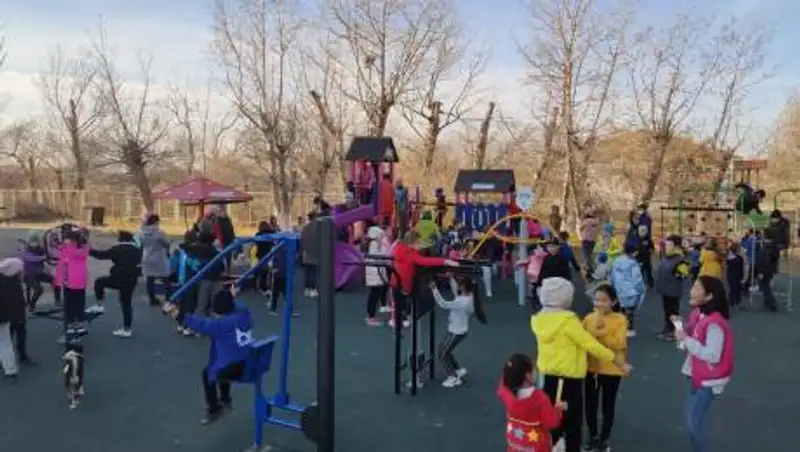 Детские и спортивные площадки построила компания "Казахалтын Technology"