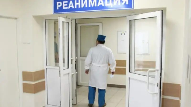 В Павлодарской области годовалая девочка впала в кому после ДТП