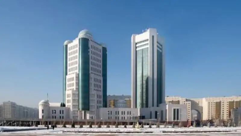 В Казахстане создан Институт парламентаризма