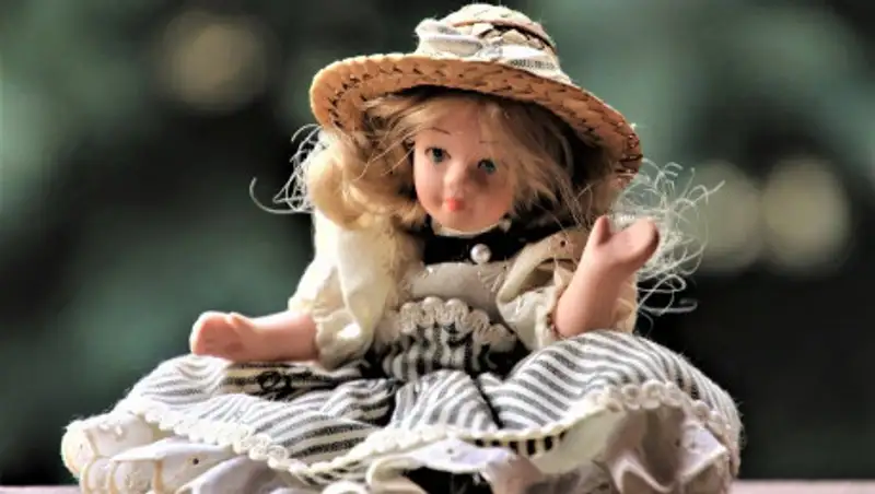 Мужчина заказал секс-куклу в виде ребенка и попался полиции