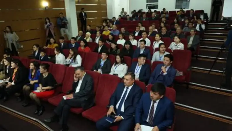 В Туркестане стартовал гражданский форум