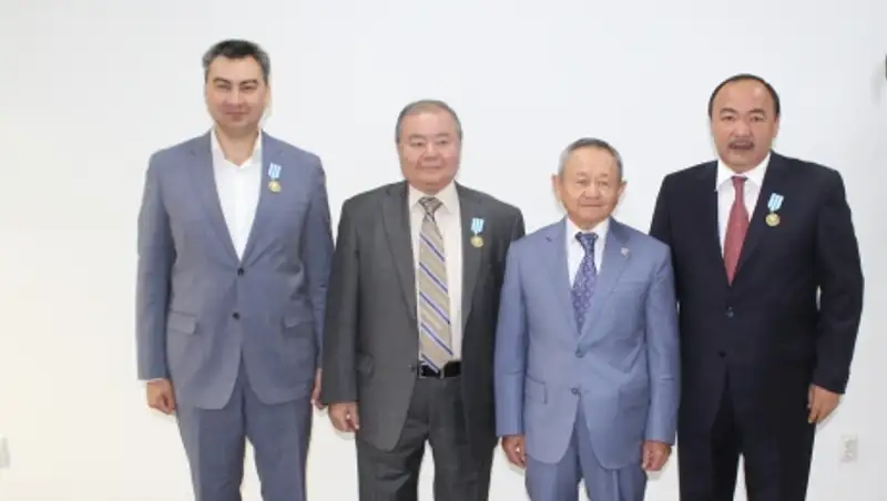 В Caspian University состоялось мероприятие, посвященное 20-летию Конституции РК