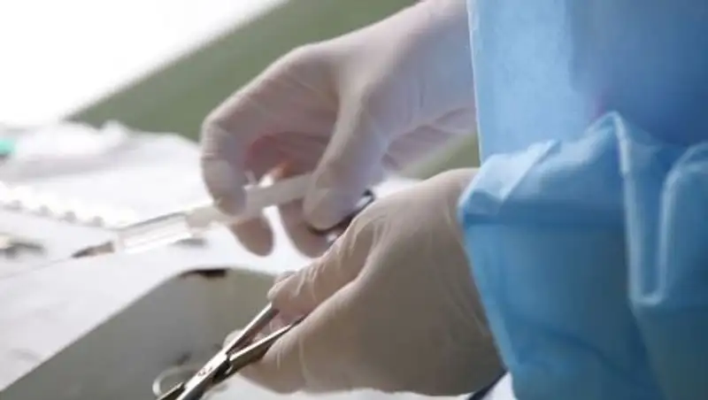 В Алматы ошибка при операции по обрезанию младенцу привела к тяжелым последствиям