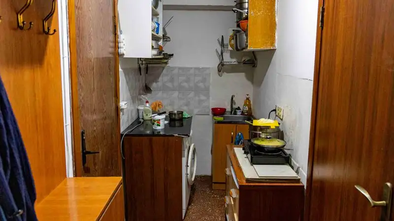 Как живут люди в бывших общежитиях, фото - Новости Zakon.kz от 07.12.2022 11:01