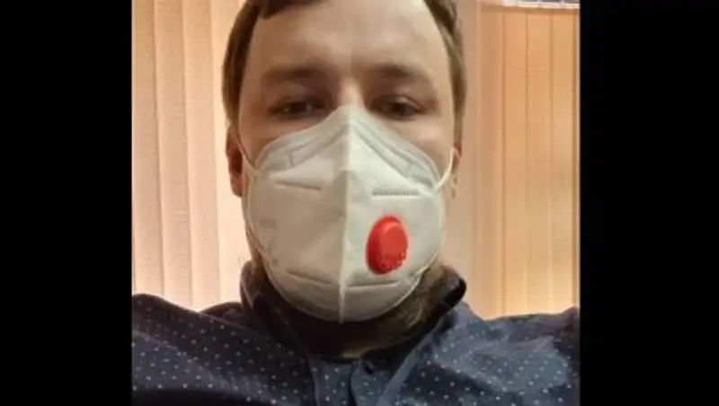 "В первый этап не вхожу, но никто и не проверял". Карагандинец получил вакцину от COVID-19