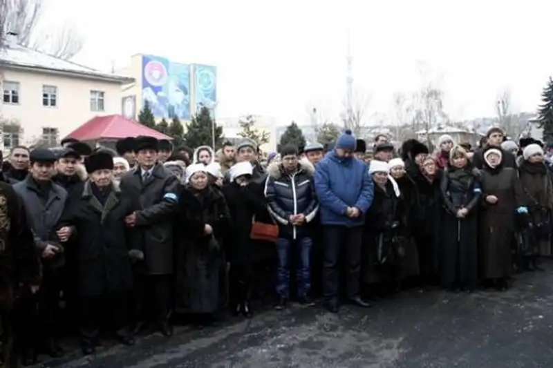 В Алматы простились с директором погранслужбы КНБ РК Стамбековым (фото), фото - Новости Zakon.kz от 03.01.2013 17:52