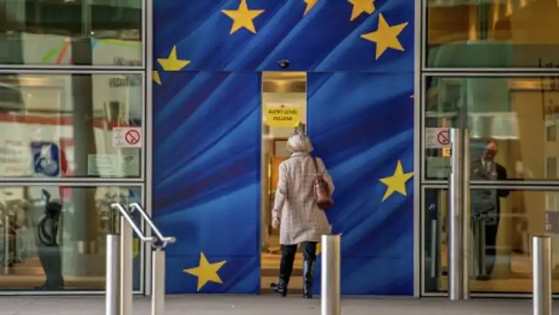 Еврокомиссия экстренно выделила Греции более 82 млн евро