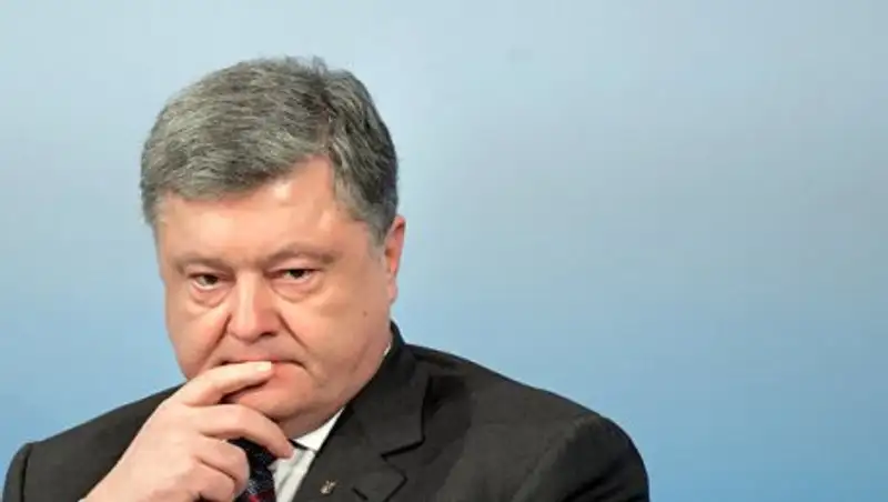 Саакашвили рассказал, сколько пьет Порошенко