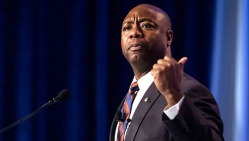 На юге США сенатором впервые за 140 лет выбрали чернокожего