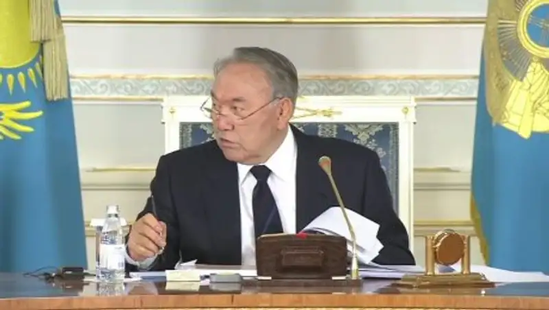 Назарбаев: Кончилось время, когда за акимом уходит вся его команда?