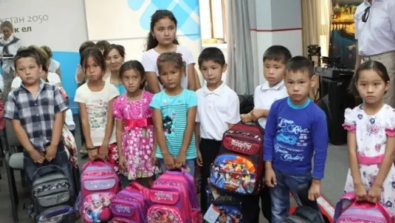 В Астане установят контейнеры для помощи детям из малообеспеченных семей