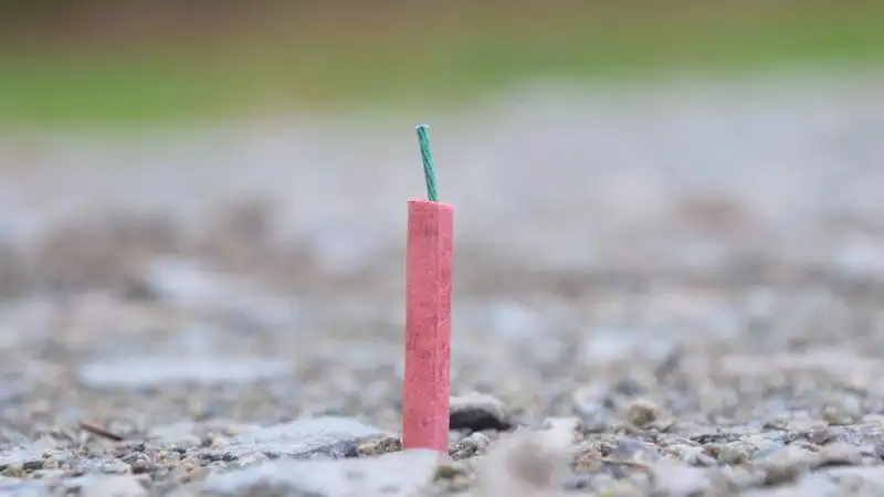 Пятиклассник взорвал петарду в фойе школы в Астане