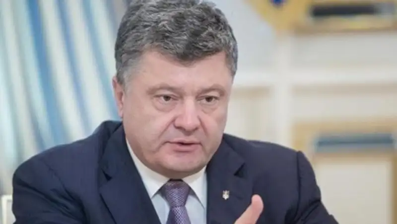 Решение о вступлении в НАТО будет приниматься на референдуме - Порошенко