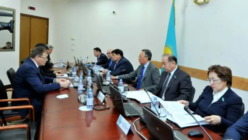 Сенаторы рассмотрели законопроект о ратификации казахстанско-вьетнамского договора о выдаче