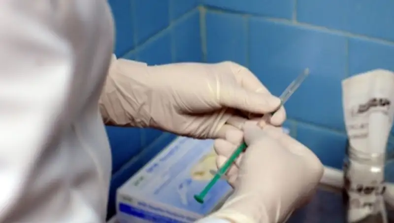 Российские специалисты заявили об успехах в разработке вакцины от Эболы