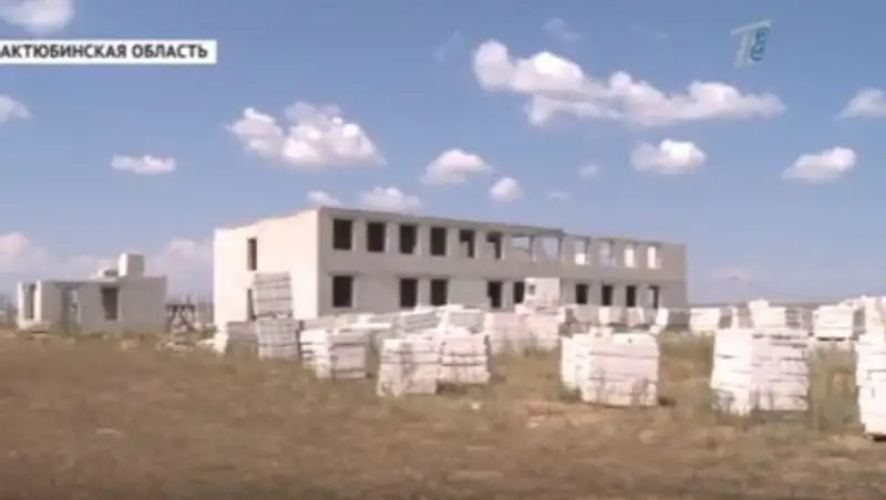 Жители Актобе жалуются на тубдиспансер