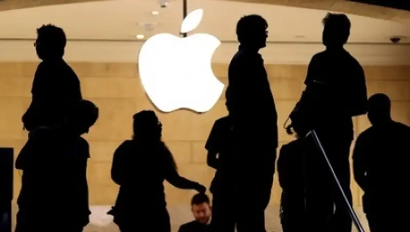 Компания Apple подешевела на 158 миллиардов долларов